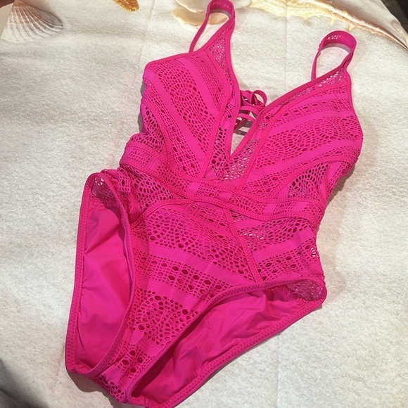 NWT BECCA Color Play Pink Flambe' Plunge One Piece - Picture 7 of 13